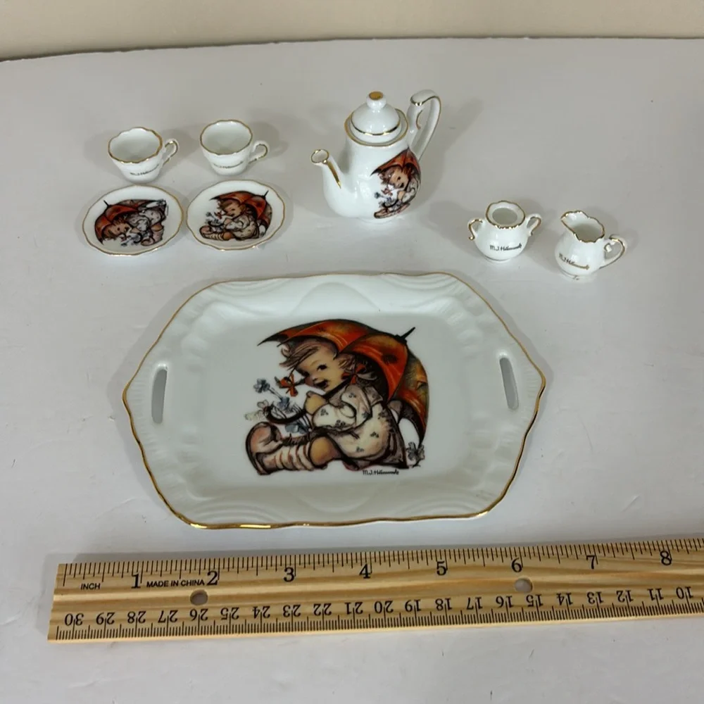 M J Hummel Umbrella Girl Mini Tea Set Reutter Porzellan Goebel Germany - Picture 3 of 12